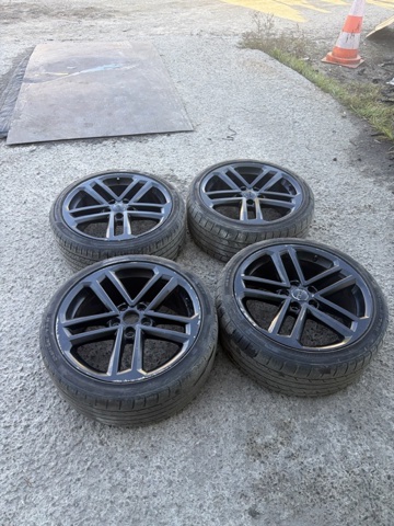 Диски литі (легкосплавні, титанові) 8V0601025DG VAG