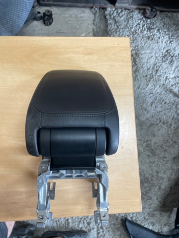 Кришка підлокітника 8V0864207H38M VAG