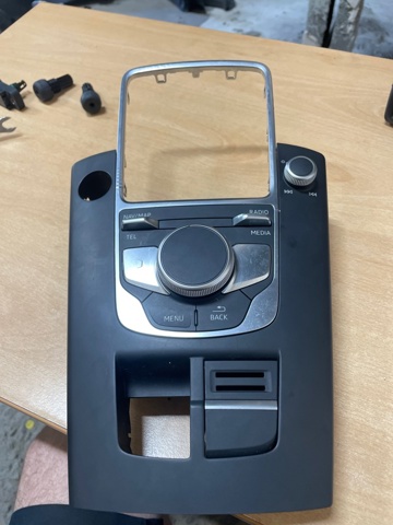 Блок керування мультимедійний 8V0919614BF VAG