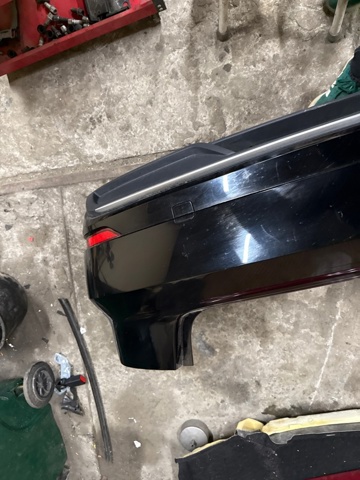 Кожух бампера заднього 8V5807067FGRU VAG