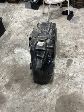 Підкрилок заднього крила, правий 8V5810172C VAG
