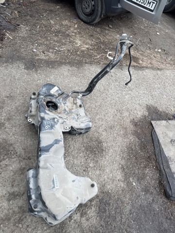 Бак паливний додатковий 8W0201060CB VAG