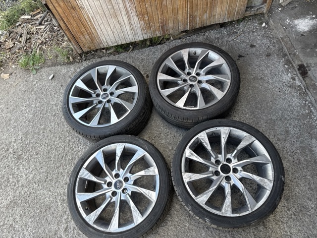 Диски литі (легкосплавні, титанові) 8W0601025EL VAG