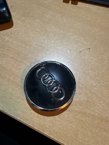 Ковпаки на диски 8W0601170B VAG