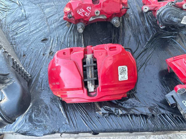 Супорт тормзной 8W0615107AA VAG