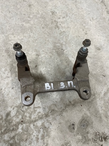 Скоба гальмівного заднього супорта 8W0615426A VAG