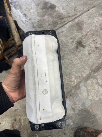 Подушка безпеки пасажира 8W0880204E VAG