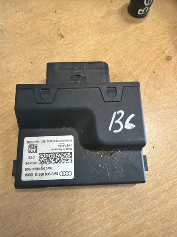 Модуль керування (ЕБУ) паливного насосу 8W0906093G VAG