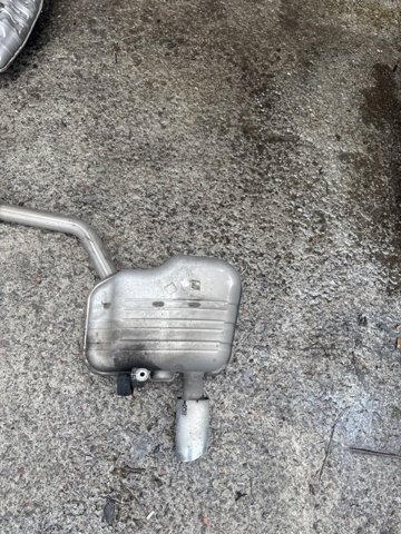 Глушилка задня 8W5253610 VAG