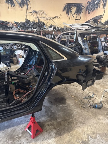 Крило заднє 8W5809837 VAG