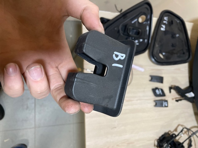 Кришка багажника кузова 8W58275209B9 VAG