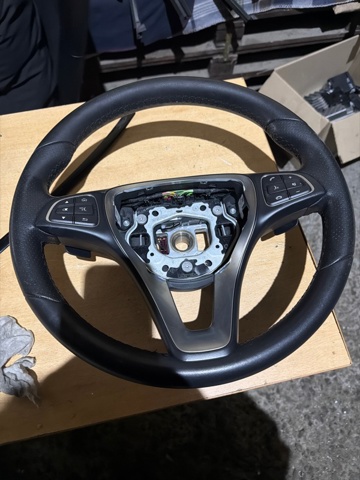 Рульове колесо A00046005079E38 MERCEDES