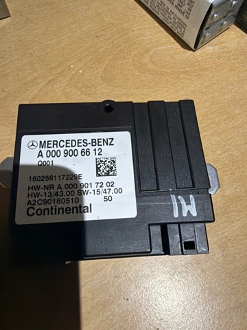 Модуль управління (ЕБУ) паливного насоса A0009006612 MERCEDES