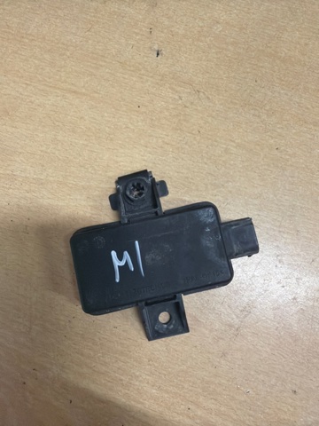 Блок системи контролю тиску в шинах A0009006907 MERCEDES