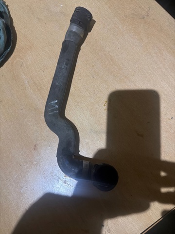 Трубопроводи і шланги системи охолодження A2055014784 MERCEDES