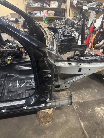 Лонжерон рами передній правий A2056208800 MERCEDES
