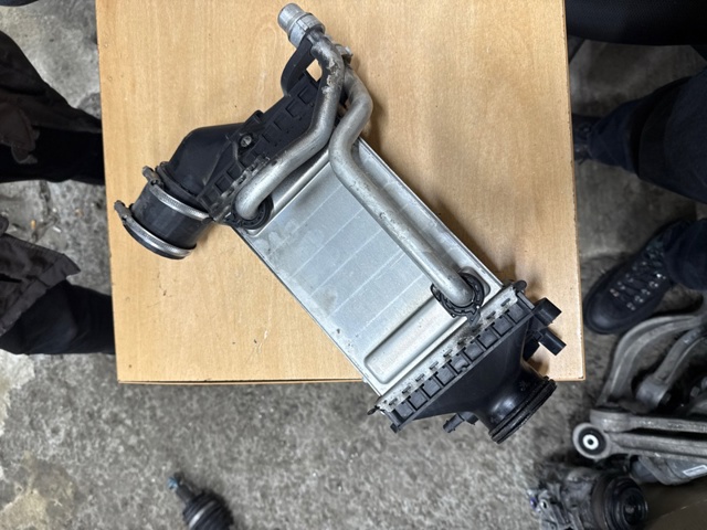 Система охолодження наддувочного повітря A2740900614 MERCEDES