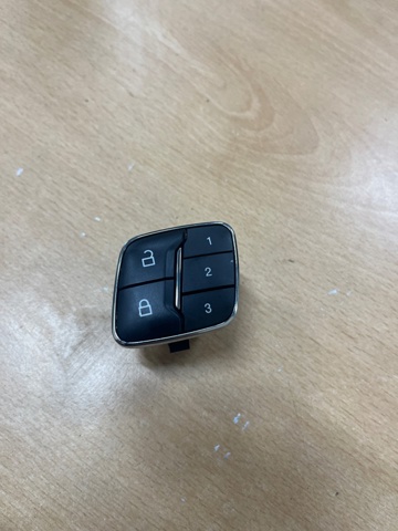 Прилади управління блокуванням замків BB5Z14776AA FORD