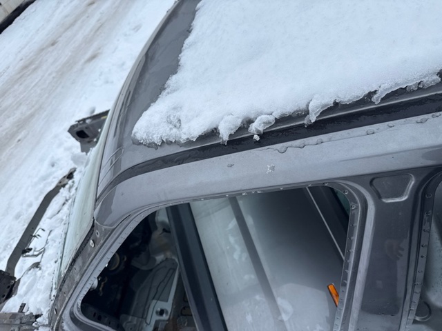 Молдинг даху, лівий DBC000117PNP LAND ROVER