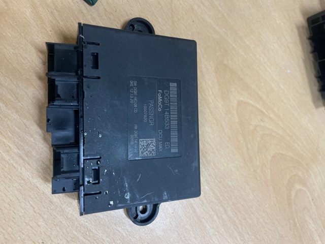 Блок комфорту передніх дверей DG9Z14B291XC FORD