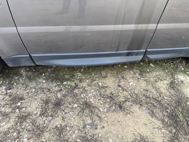 Молдинг передньої лівої двері DGP000212PCL LAND ROVER