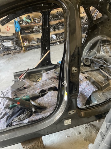 Отвір передніх лівих дверей FT4Z58211A11A FORD