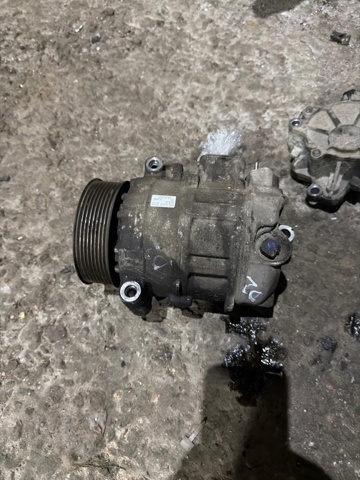 Компресор кліматичної установки JPB000183 LAND ROVER
