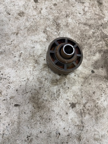Подушка рами (кріплення кузова) KVF500161 LAND ROVER