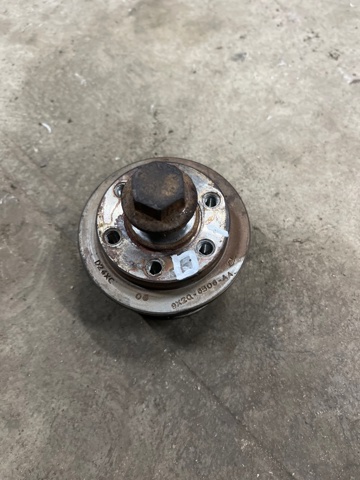 Зірочка приводу коленвала двигуна LR005996 LAND ROVER