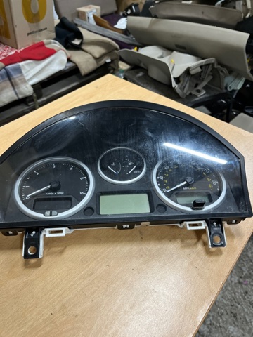 Покажчик напруги (вольтметр) LR014549 LAND ROVER