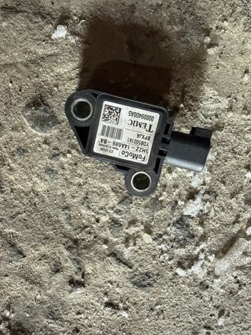 Датчик Ейрбег передній YDB500141 LAND ROVER