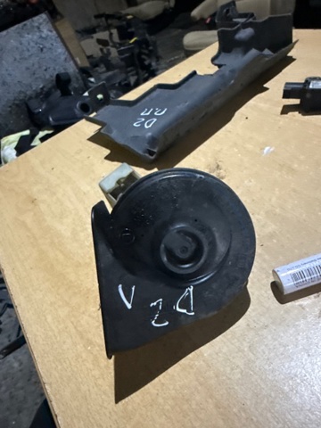 Клаксон YEB500080 LAND ROVER