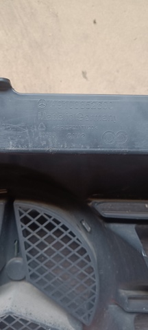 Решітка радіатора A9108852600 MERCEDES