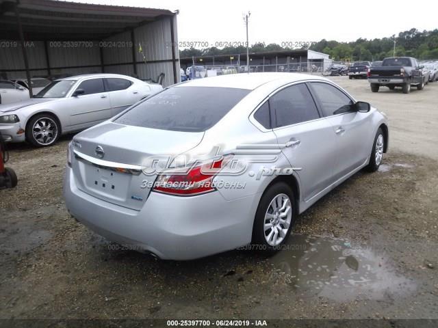 Двері задні в зборі 821003TA0D NISSAN