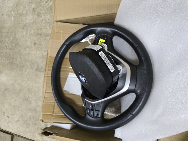 Установка подушки безпеки водія 6871095 BMW