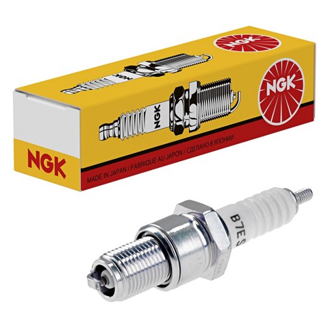 Свічки запалювання (запальні) і дроти 1111 NGK