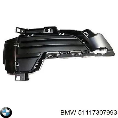 Решітка переднього бампера, ліва нижня 51117307993 BMW