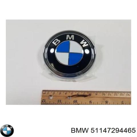 Фірмовий значок на кришку багажника 51147294465 BMW