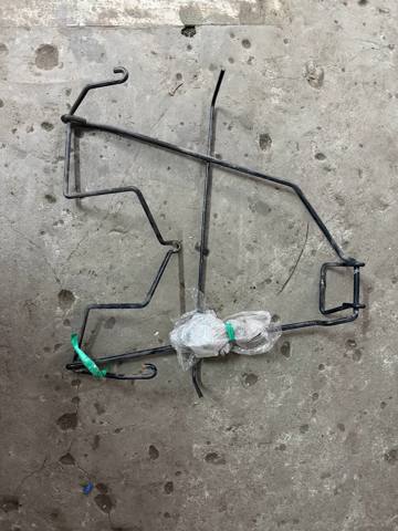 Крюк кріплення запасного колеса 8200497843 RENAULT