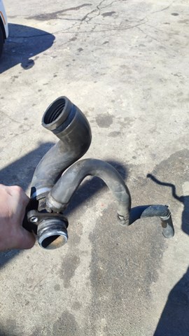 Водопровідна труба системи охолодження 11537639997 BMW