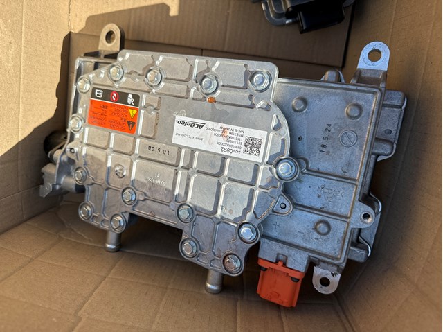 Інвентор струму 24290992 GM