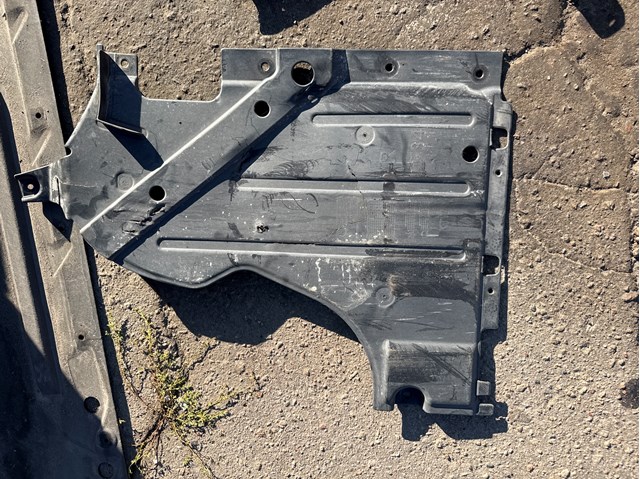 Захист днища, правий 51717276298 BMW