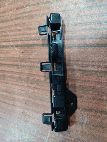 Опора порога (кріплення) 51777240873 BMW
