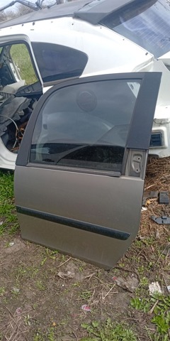 Двері задні Skoda Roomster