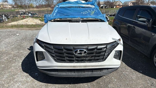 Фара ліва передня 92101CW150 HYUNDAI