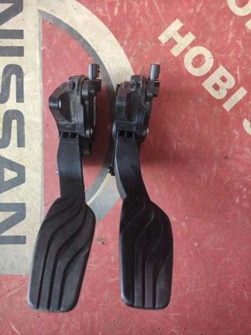 Педаль газу (акселератора) Nissan Qashqai 2