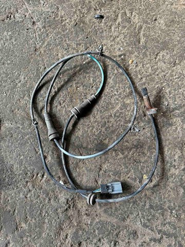 Датчик ABS передній 479101KA0A NISSAN