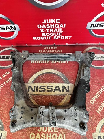 Балка передньої підвіски, підрамник 544003NF0A NISSAN