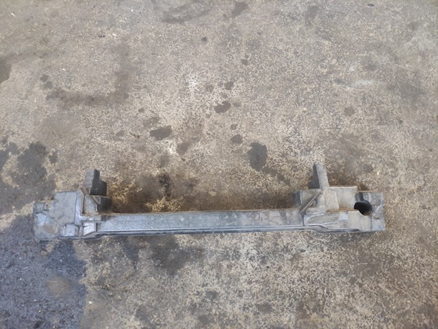 Наповнювач бампера переднього 620906FR0A NISSAN