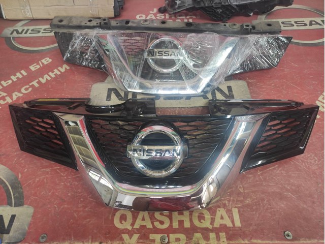 Решітка 623104CE1B NISSAN